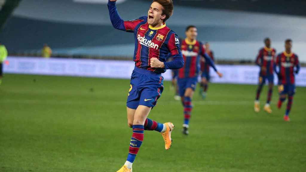 Riqui Puig celebra el pase del Barça a la final / EFE