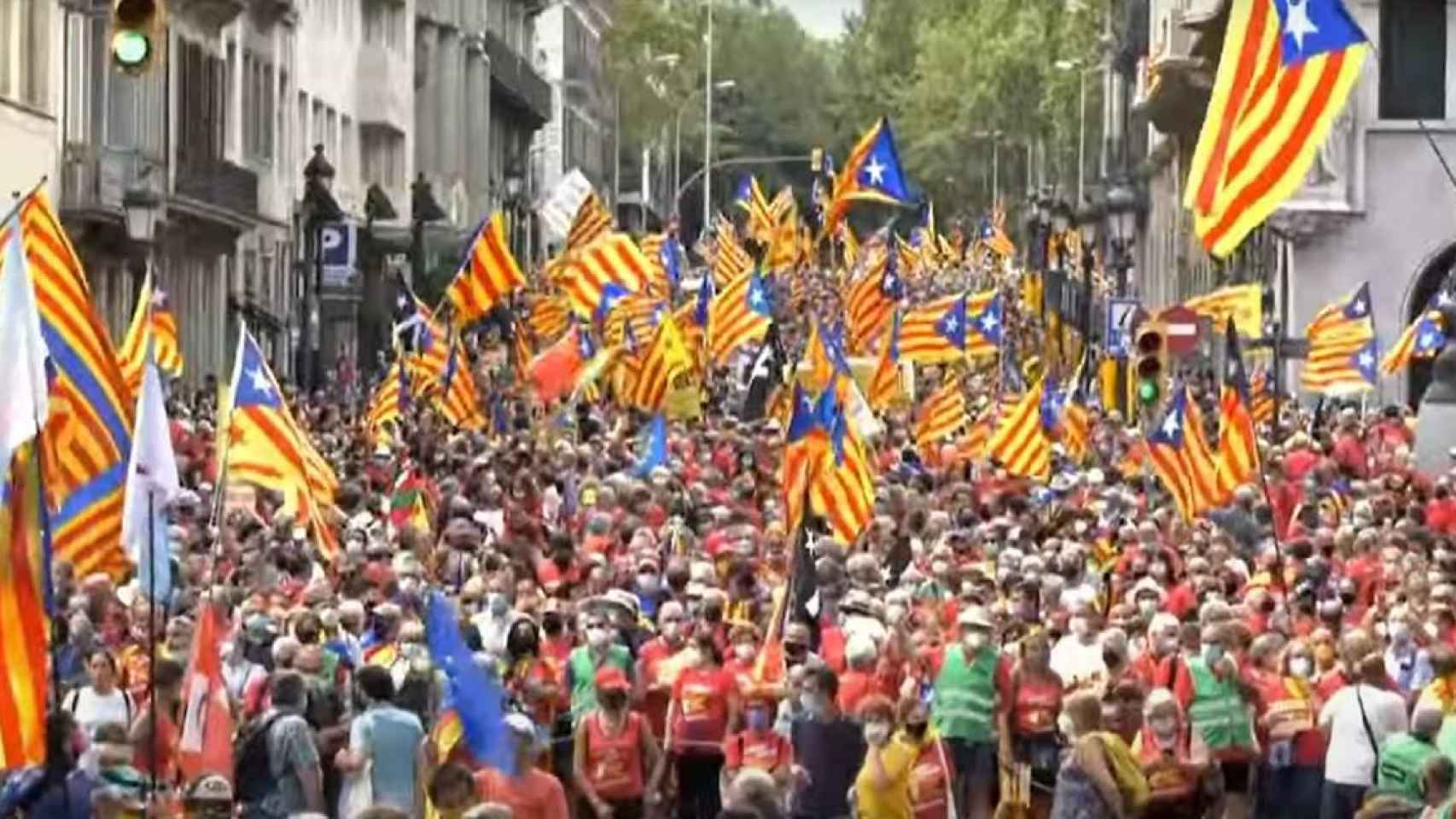 Manifestación en la Diada de 2021 en Barcelona. Piden investigar los vínculos del Kremlin y el 'procés'