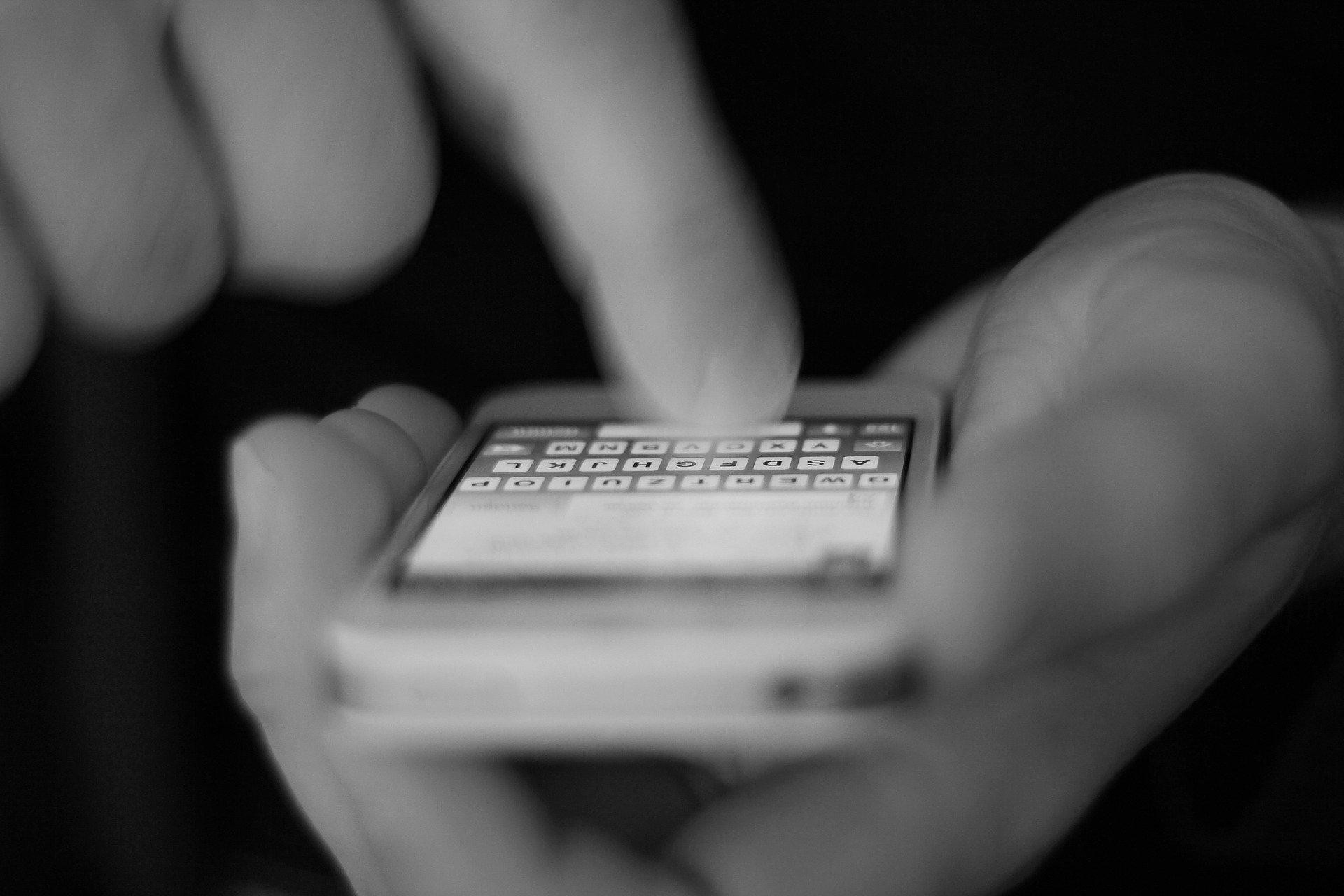 Mensaje de SMS que podría ser una estafa / PIXABAY