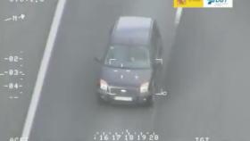 El helicóptero captó las imágenes del conductor