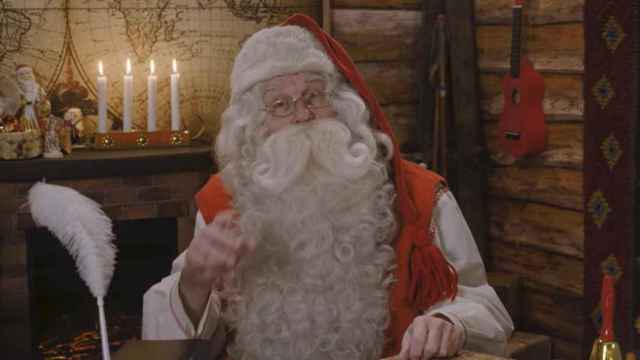Papá Noel avanza cambios en la entrega de regalos /YOUTUBE