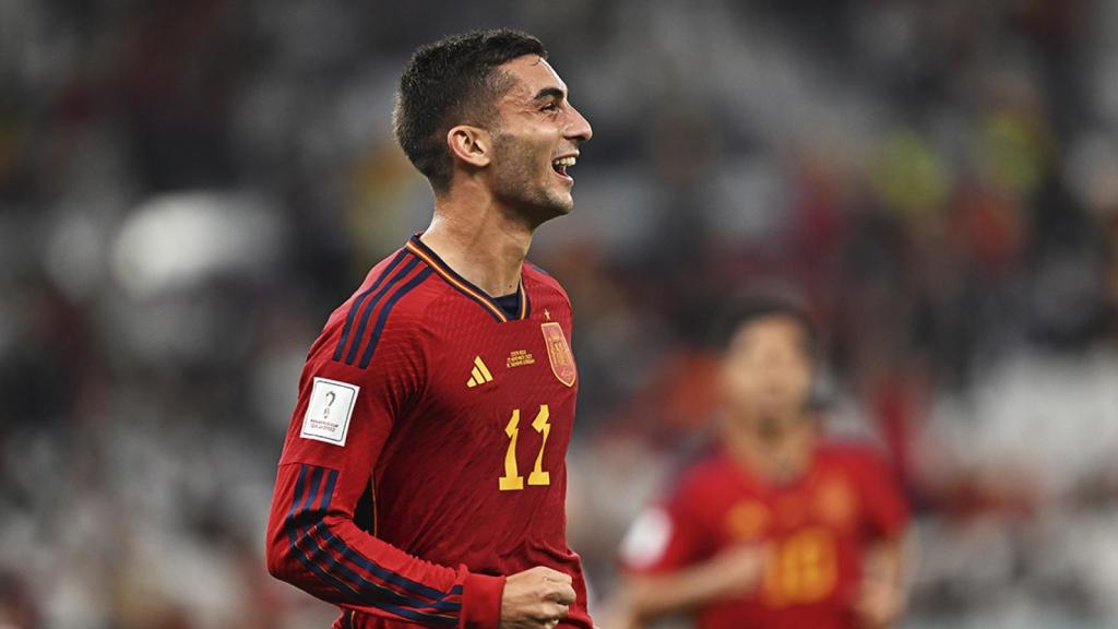 La euforia de Ferran Torres, tras anotar un gol de penalti en la victoria de España / EFE