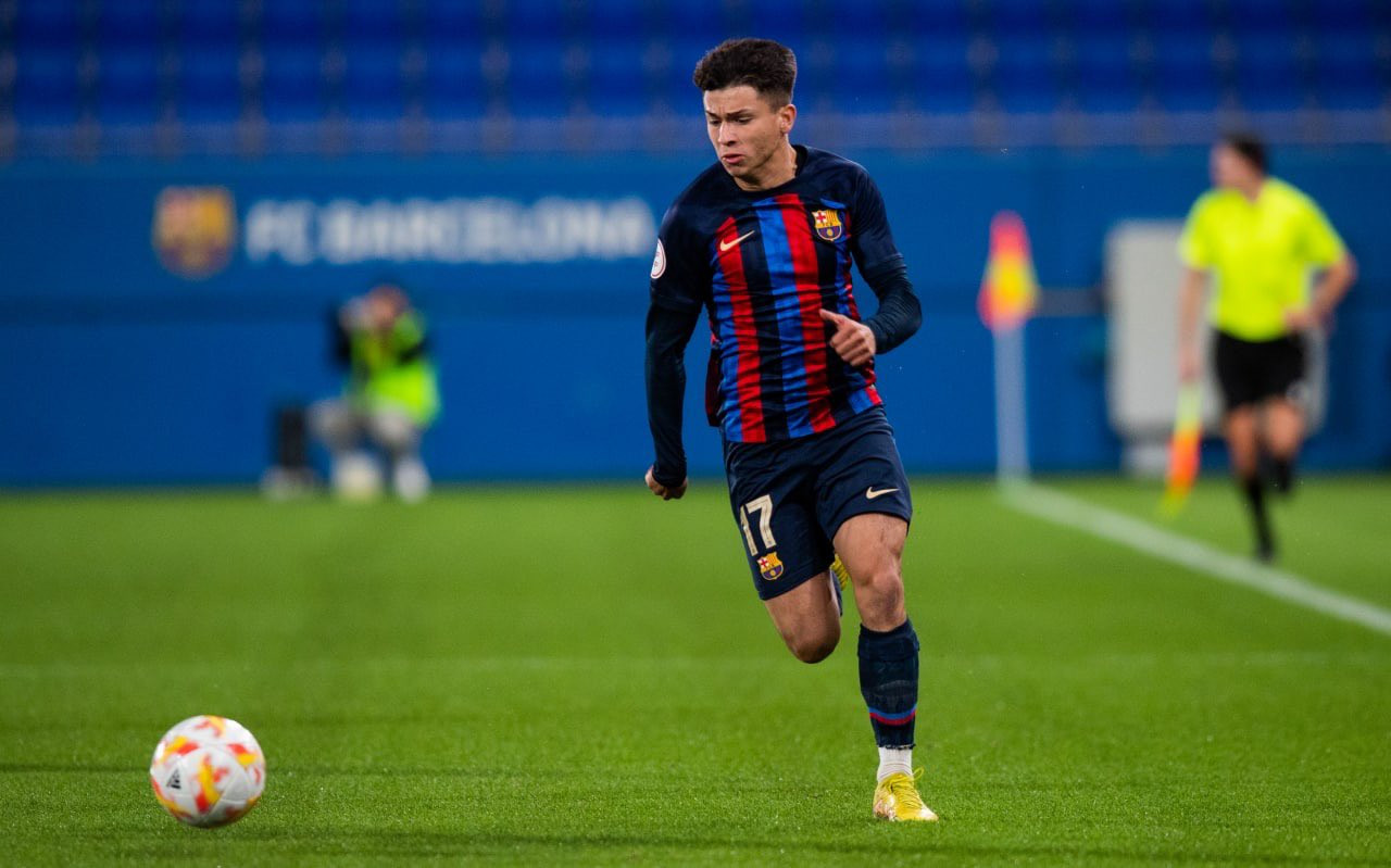 Juanda, durante el encuentro del Barça B contra el Bilbao Athletic FCB