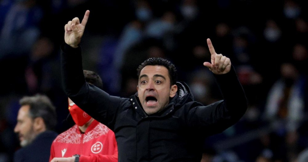 Xavi Hernández, muy tenso durante el Espanyol-Barça / EFE