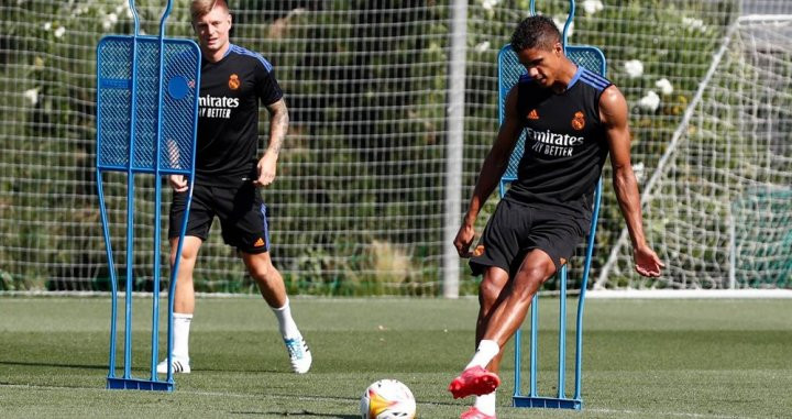 El último entrenamiento de Raphael Varane con el Madrid / Real Madrid