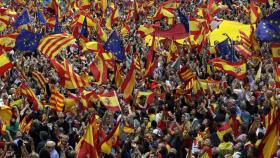 Manifestación del 8-O de 2017 en Barcelona contra la independencia de Cataluña / EFE