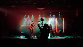 Escenario de la Sala Apolo, que ha cancelado su concierto piloto / EP
