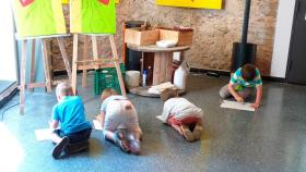 Alumnos del Liceo Francés de Barcelona (LFB) durante una clase de arte / CG