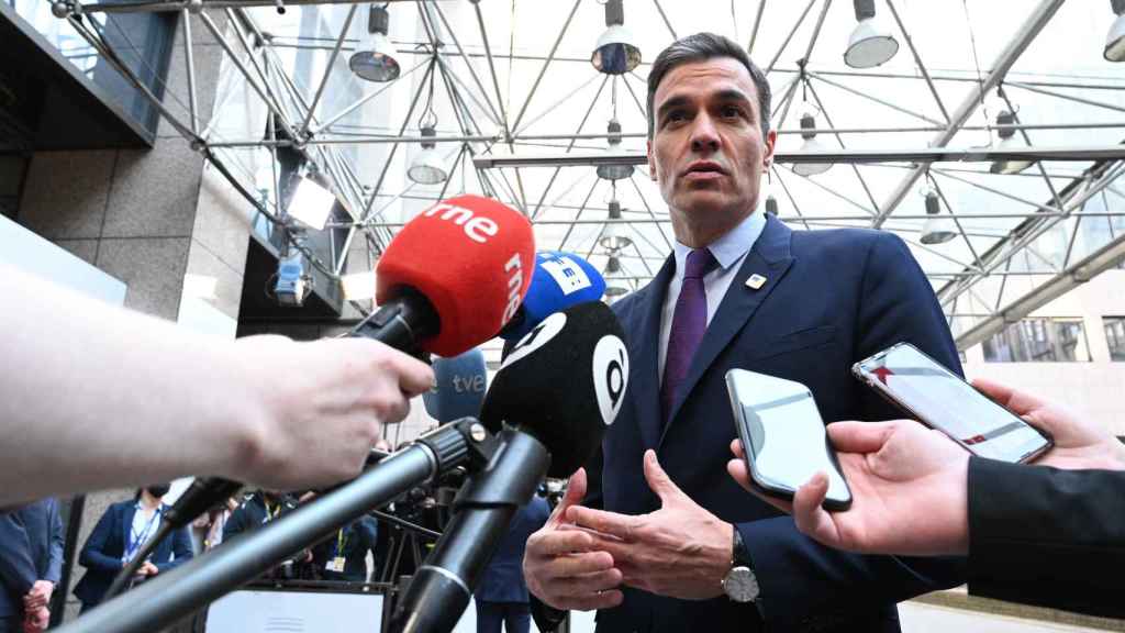 El presidente del Gobierno, Pedro Sánchez, ante los medios en Bruselas / EP