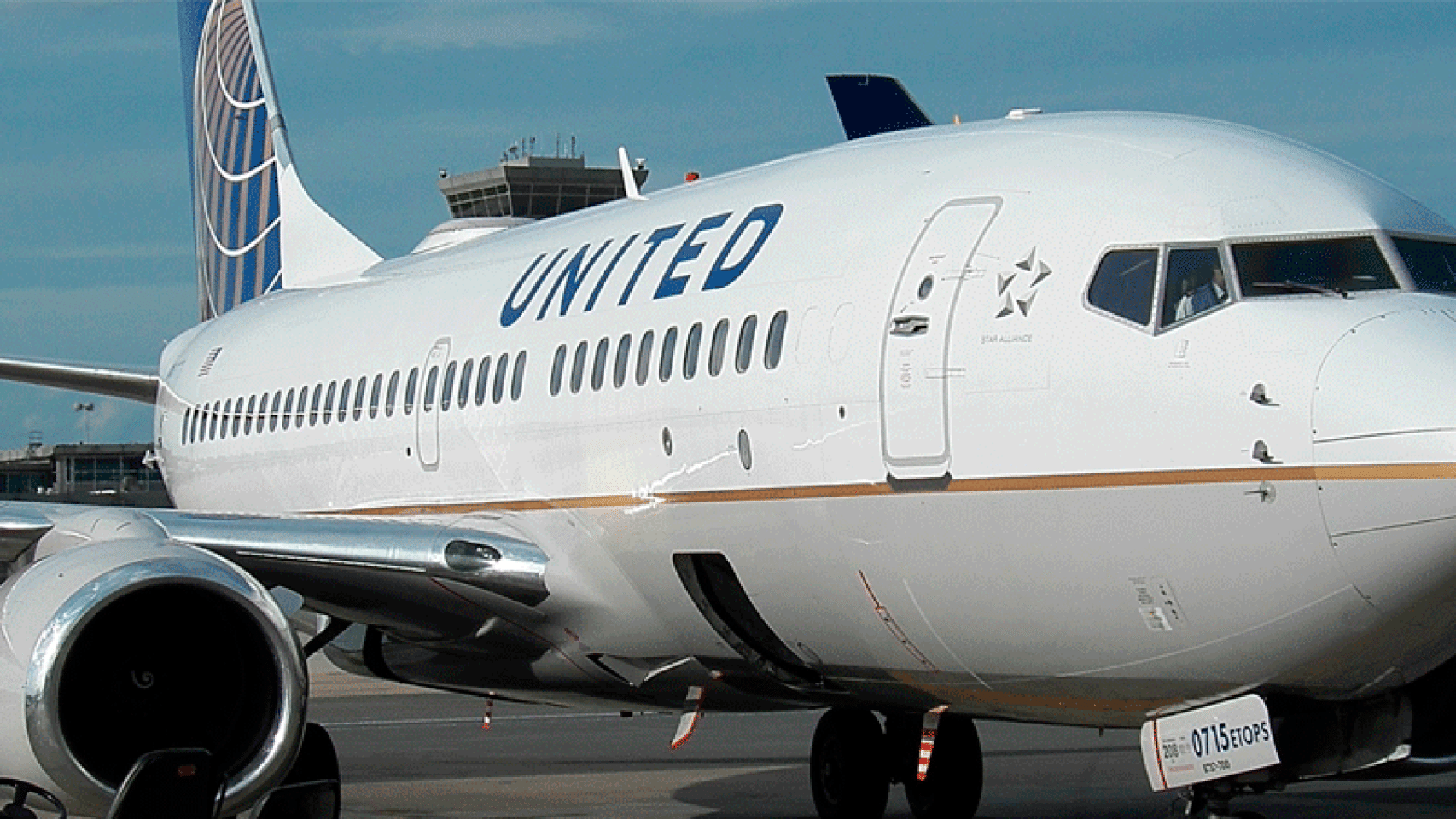 United estrena el jueves un vuelo directo de temporada a Washington desde Barcelona.