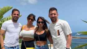 Cesc Fàbregas, Daniella Semaan, Antonela Roccuzzo y Leo Messi, en el hotel MiM Es Vivé /INSTAGRAM