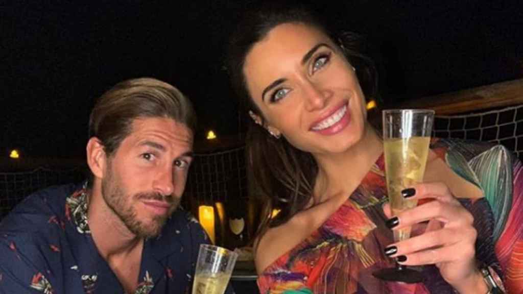 Pilar Rubio vuelve a Madrid junto a sus hijos