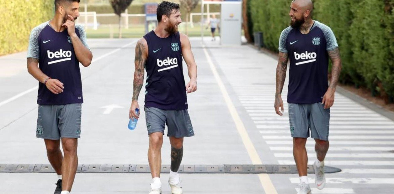 Messi y Arturo Vidal después de los entrenamientos