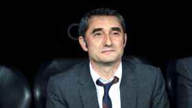 Una foto de Ernesto Valverde en el banquillo del Santiago Bernabéu / EFE