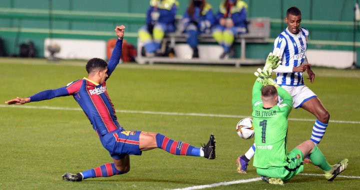 Araujo jugando con el Barça contra la Real Sociedad / Redes