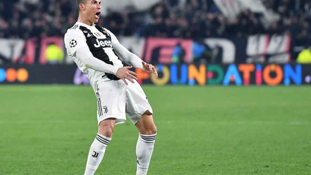 Cristiano Ronaldo celebrando el tercer gol de la Juventus contra el Atlético / EFE