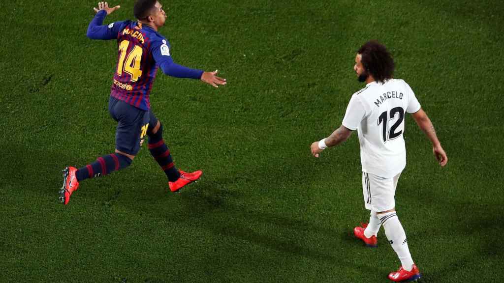 Marcelo mirando la celebración del gol de Malcom / EFE