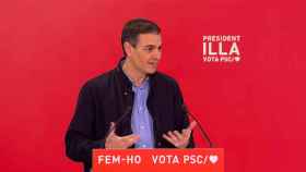 Pedro Sánchez, en Tarragona, con el cartel de Salvador Illa para las elecciones del 14F