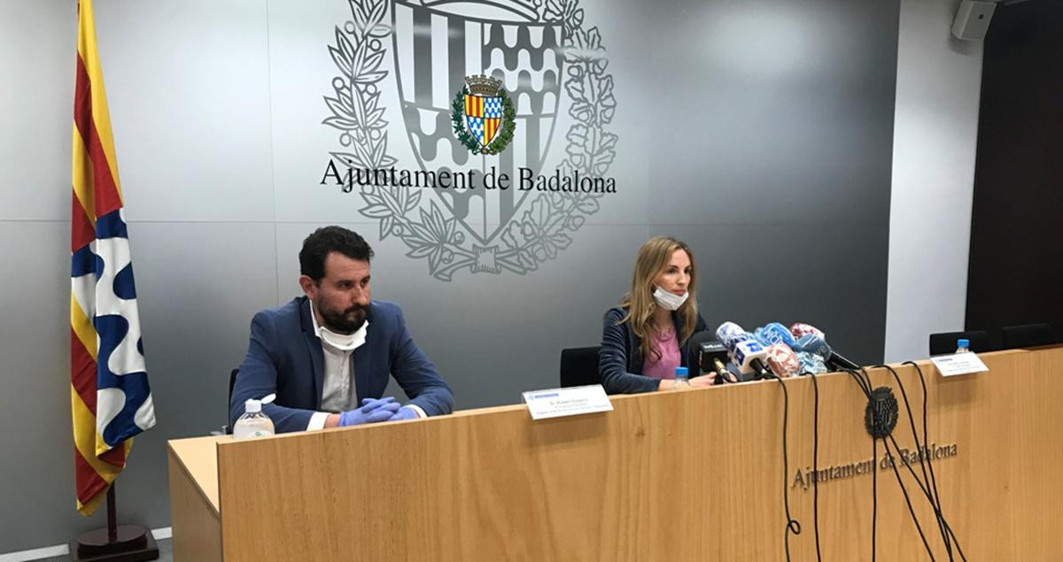 La primera teniente de alcalde de Badalona, Aïda Llauradó, y el cuarto teniente de alcalde, Rubén Guijarro / CG