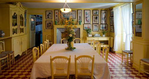 Los tonos amarillos llenan el comedor de la casa de Claude Monet de Giverny / Yolanda Cardo