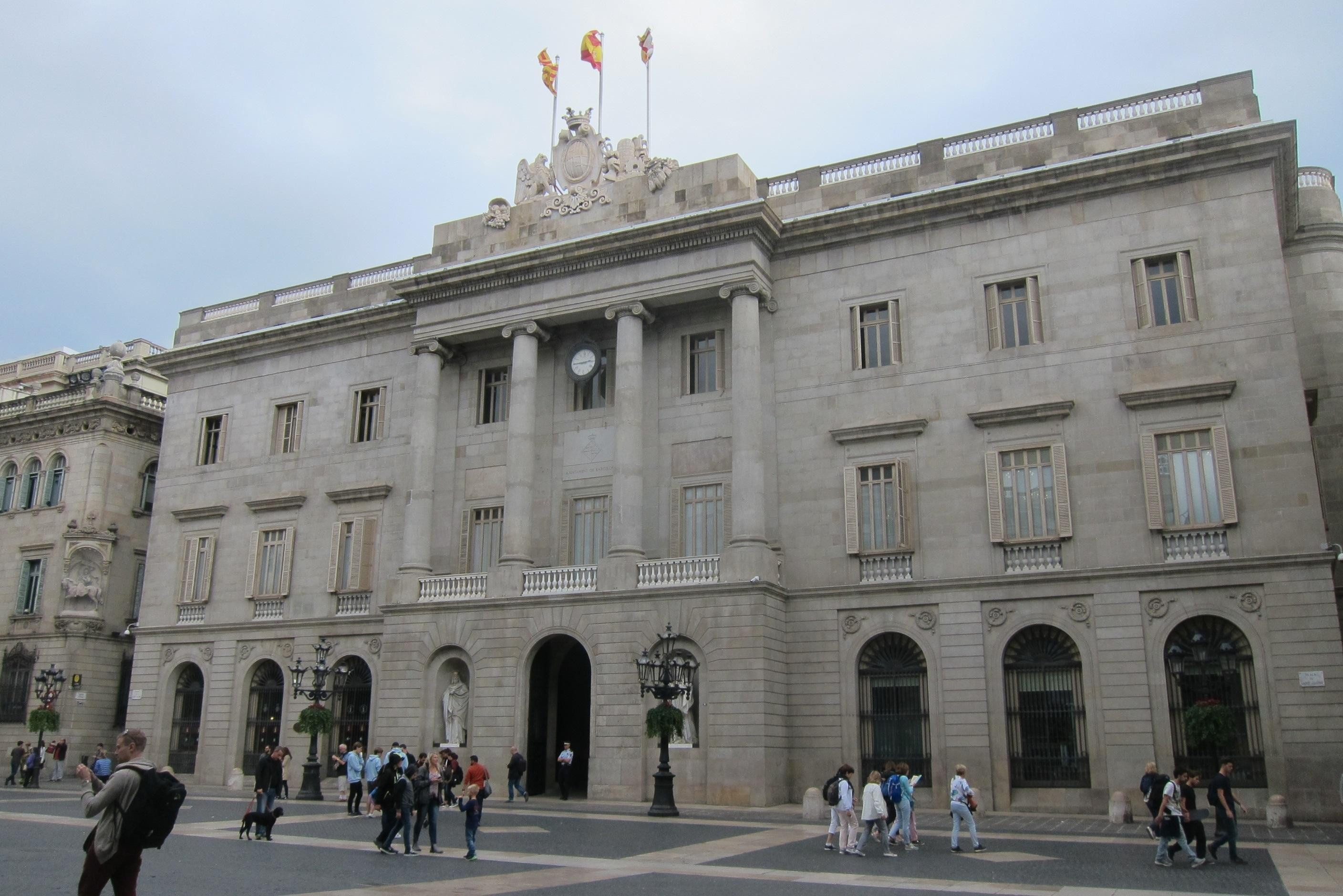 Fachada del Ayuntamiento de Barcelona / EUROPA PRESS