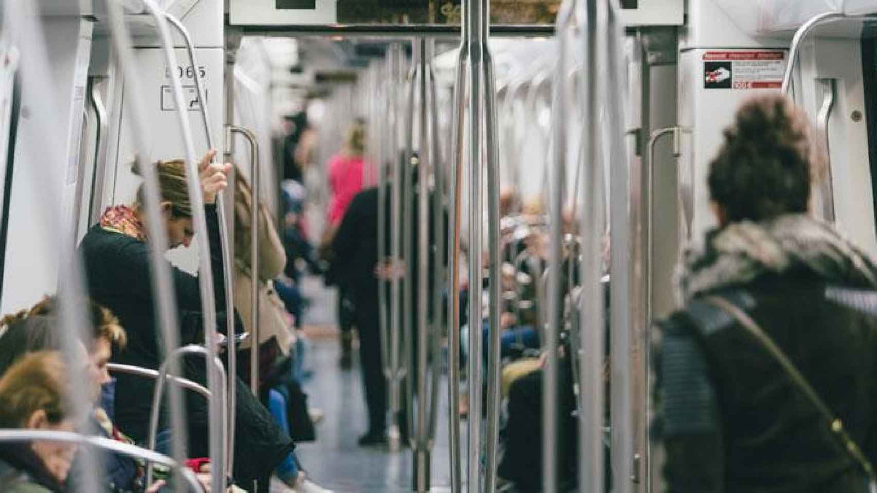 Imagen de un vagón del Metro de Barcelona / CG