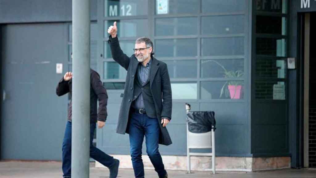 El presidente de Òmnium Cultural, Jordi Cuixart, sale de la cárcel de Lledoners / EFE