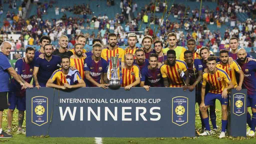 El Barça, celebrando su título de campeón en la International Champions Cup contra el Real Madrid