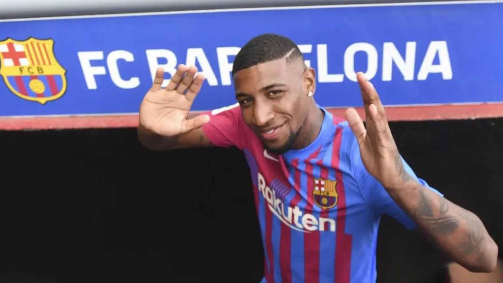 El día de la presentación de Emerson Royal con el Barça / FCB