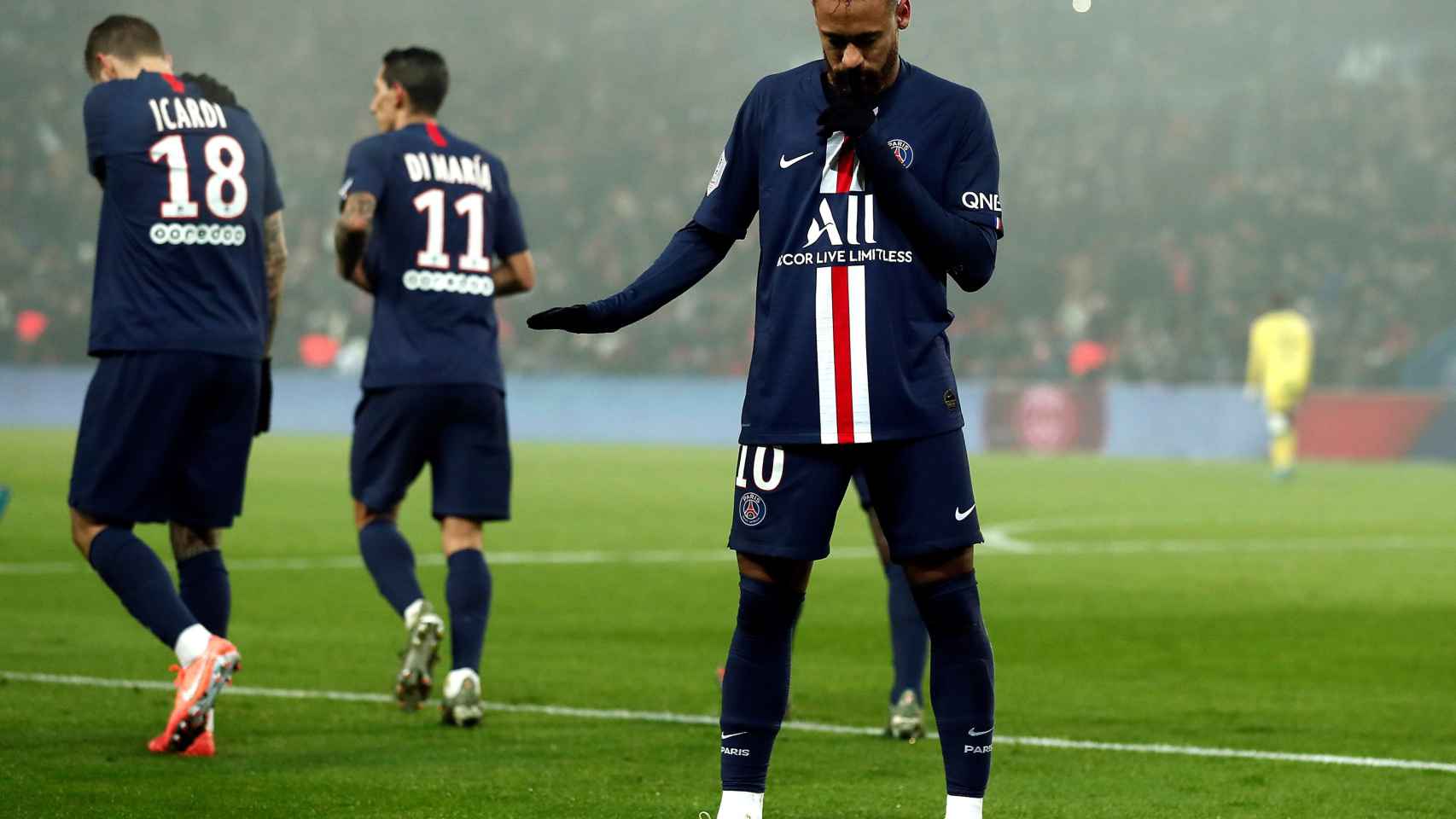 Neymar celebra su gol con el PSG ante el Nantes / EFE