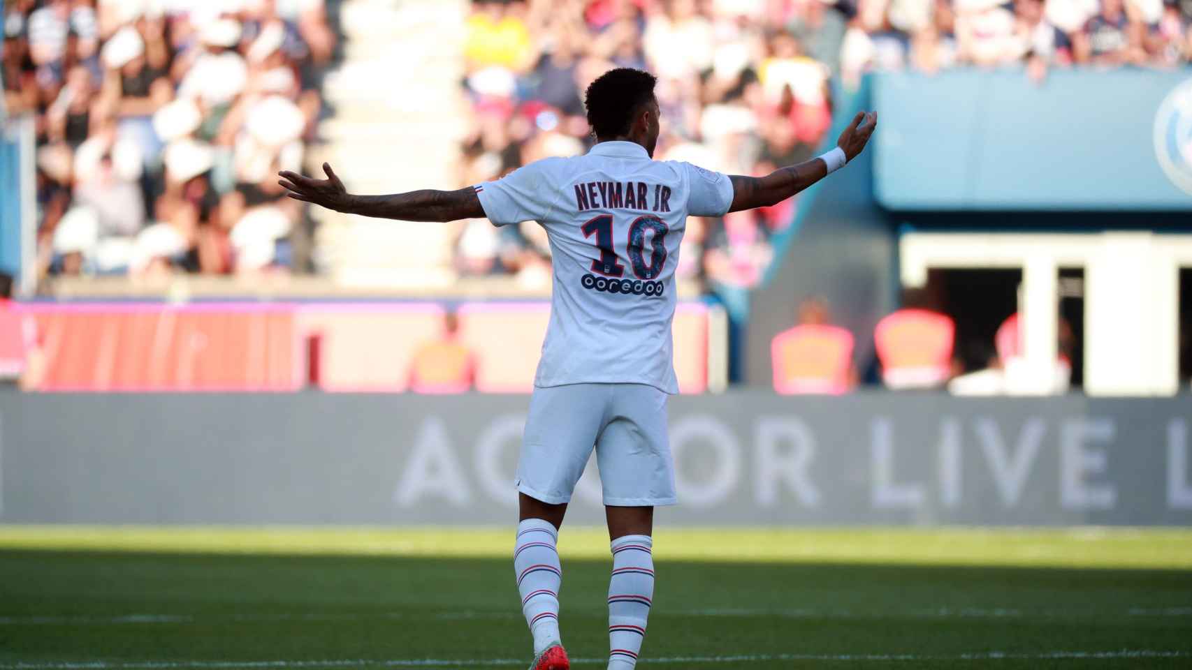 Una foto de Neymar Jr. en su regreso al verde con el PSG / EFE