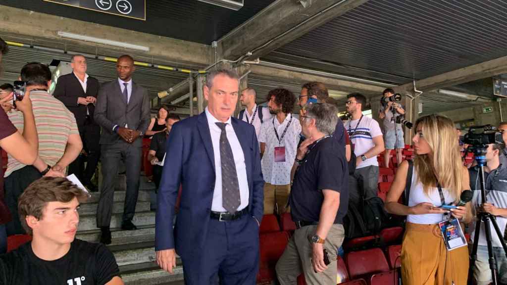 Pep Segura, que tiene un acuerdo para dejar el Barça, acudió a la presentación de su último gran fichaje, Griezmann