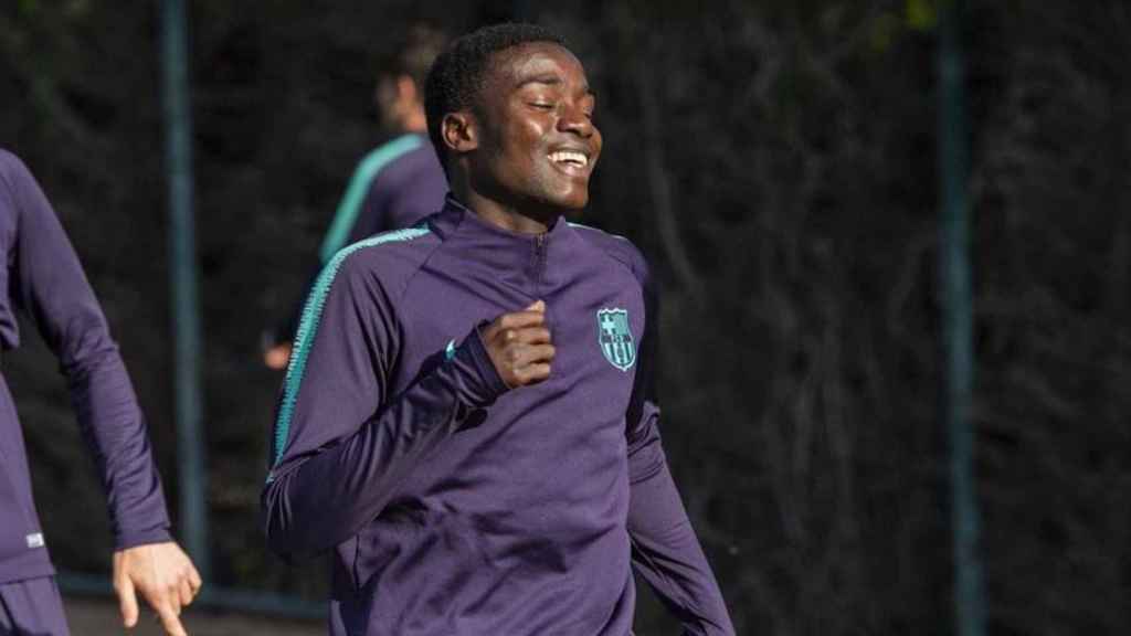 Una foto de archivo de Moussa Wagué en un entrenamiento / FCB