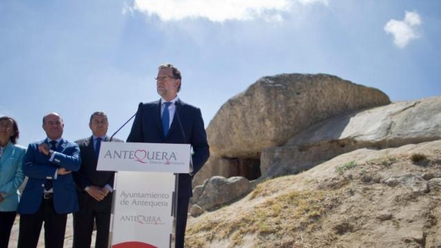 Mariano Rajoy, en el conjunto arqueológico de Los Dólmenes, en Antequera (Málaga).