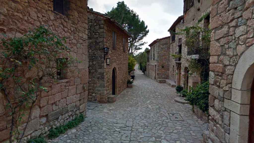 Siurana, pedanía de Cornudella de Monsant, cuyo alcalde rechaza que sea uno de los pueblos más bonitos de España / GOOGLE STREET VIEW