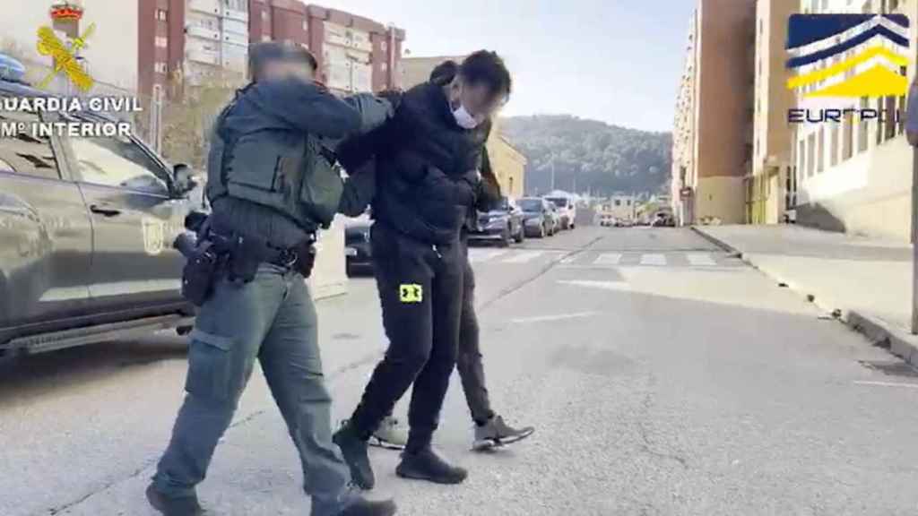 Agentes de la Guardia Civil, durante una operación anterior / GUARDIA CIVIL