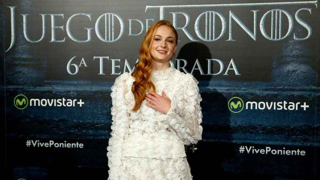 La actriz Sophie Turner, en la emisión del último capítulo de la sexta temporada de 'Juego de Tronos'.