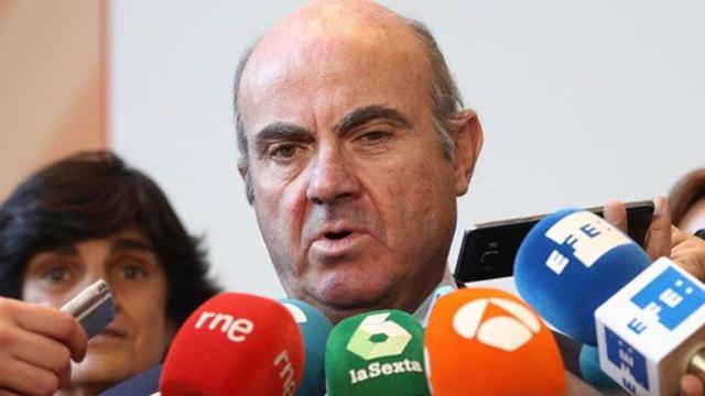 El Gobierno estudia aprobar un decreto para facilitar el traslado de sedes sociales