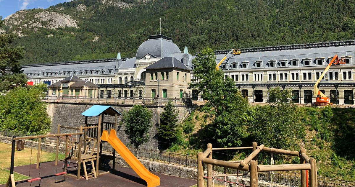 La antigua estación de Canfranc, en obras / GERARD MATEO - CG