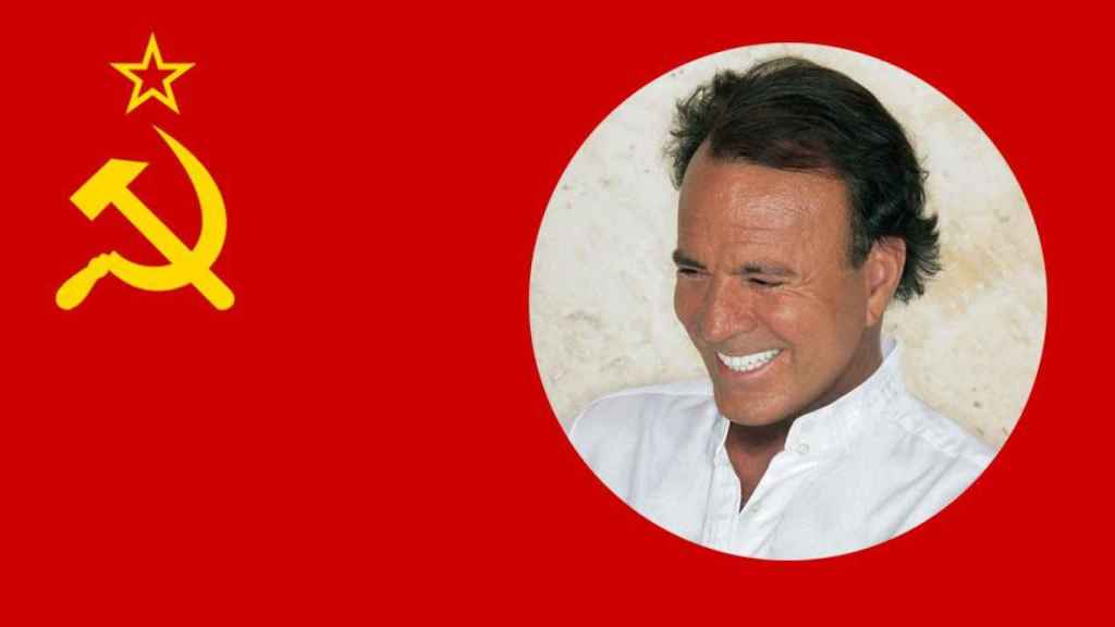 Bandera de la URSS y Julio Iglesias / WIKIMEDIA COMMONS