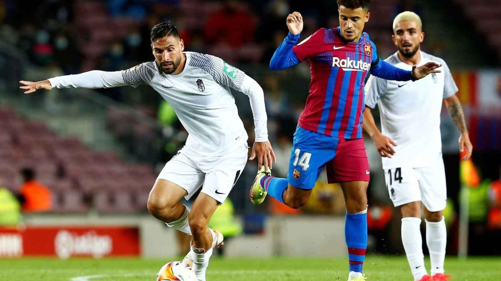 Coutinho en el partido contra el Granada / EFE