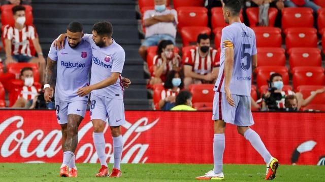 Los jugadores del Barça en el partido ante el Athletic / EFE
