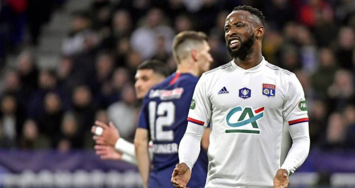 Moussa Dembelé con el Olympique de Lyon / EFE