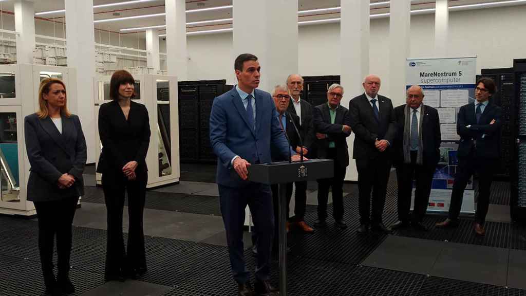 Pedro Sánchez comparece ante los medios de comunicación tras visitar el MareNostrum 5, el nuevo superordenador del Barcelona Supercomputing Center / HUGO SÁNCHEZ - CG