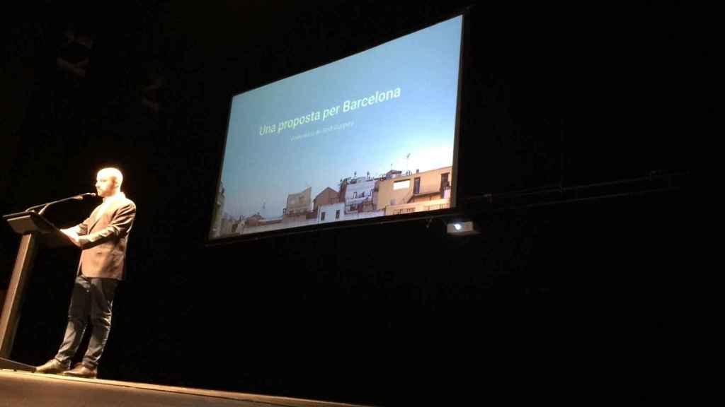 Jordi Graupera, en el Teatro Victoria, con su propuesta para la alcaldía de Barcelona, reclamando un choque con el Estado, a través de unas primarias para todo el independentismo / CG