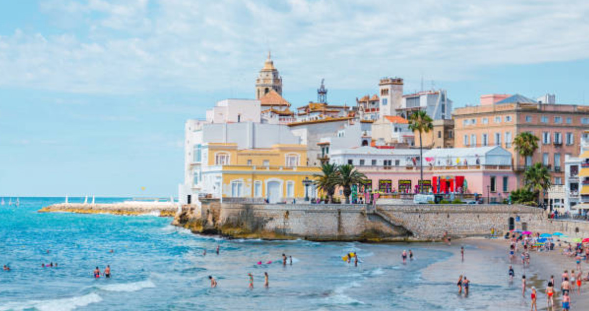 Playa de Sitges / ISTOCK