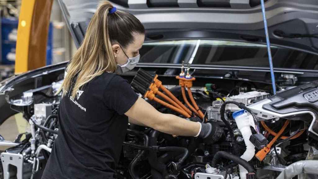 Producción de un vehículo en la planta de Seat en Martorell (Barcelona) / EP