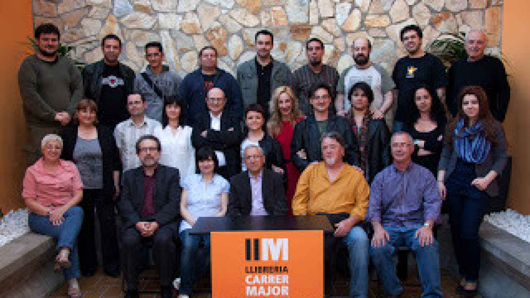 Autores de Santa Coloma de Gramenet promocionados por la librería El Carrer Major