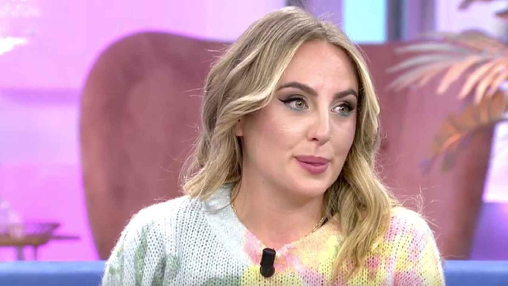 Rocío Flores en un plató de televisión / MEDIASET