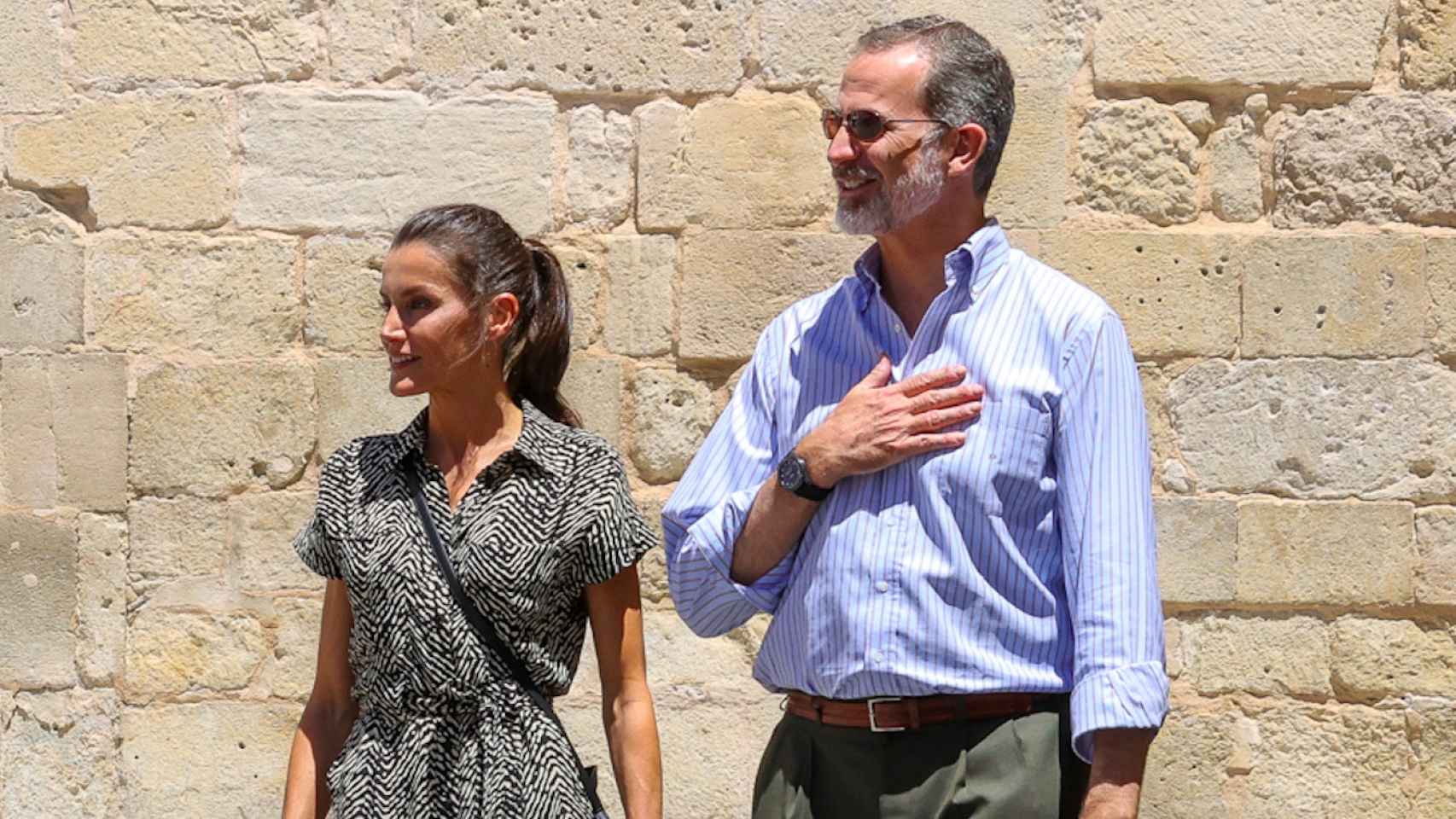 Felipe y Letizia estrenan un coche de alta gama valorado en medio millón de euros / AGENCIAS